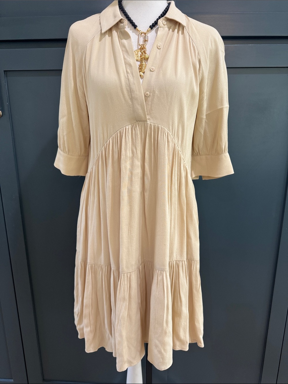 Relaxed Cream/Beige/Neutral Mini Shirt Dress with Tiered Skirt/Babydoll SZ XS